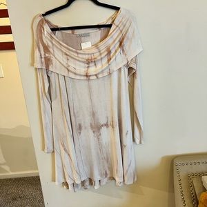 Nwt Ezra off shoulder long sleeve layered marble pattern dress